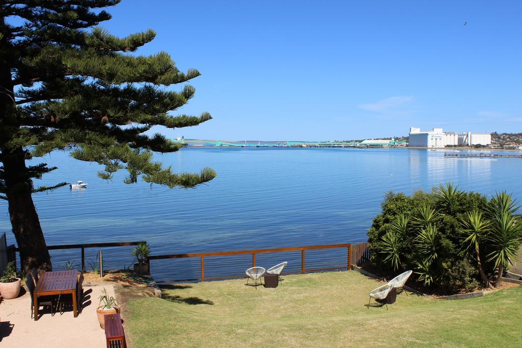 Bay 10 - Suites And Apartments Port Lincoln Exterior photo